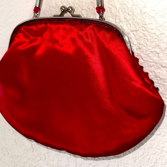 Kiss lock Sequin satin Red Beaded bag vintage - Picture 5 of 5